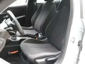 Peugeot 208 (2022) thumbnail 12