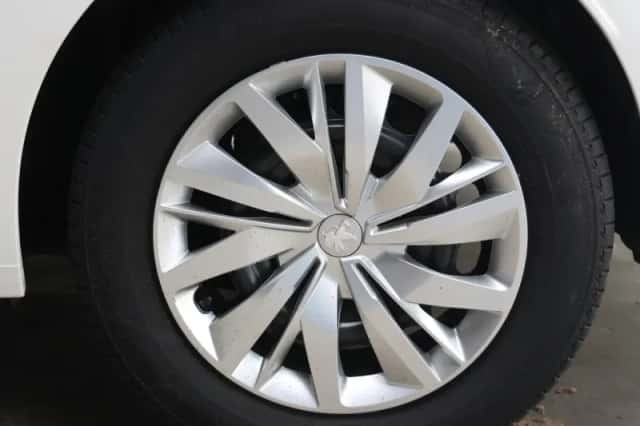 Peugeot 208 (2022) thumbnail 19