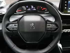 Peugeot 208 (2022) thumbnail 24