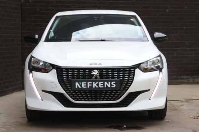 Peugeot 208 (2022) thumbnail 5