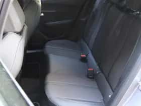 Peugeot 2008 (2024) thumbnail 16