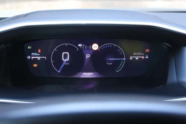 Peugeot 2008 (2024) thumbnail 27