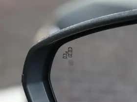 Opel Grandland X (2019) thumbnail 26