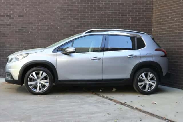 Peugeot 2008 (2019) thumbnail 2