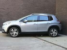 Peugeot 2008 (2019) thumbnail 2