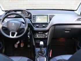 Peugeot 2008 (2019) thumbnail 14