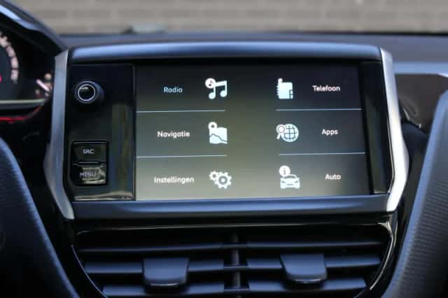 Peugeot 2008 (2019) thumbnail 31