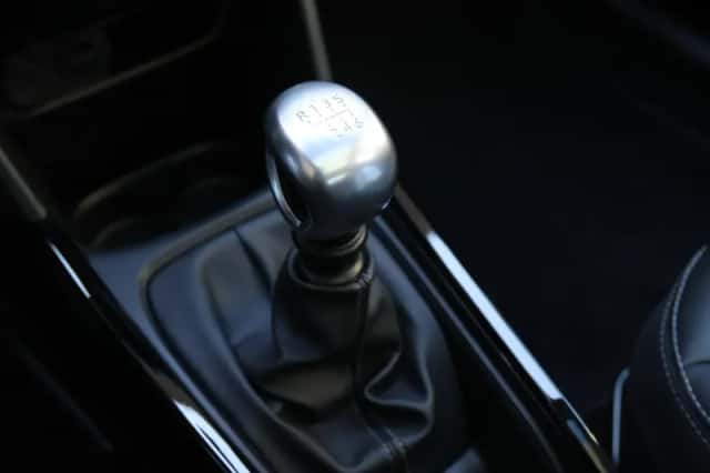 Peugeot 2008 (2019) thumbnail 38