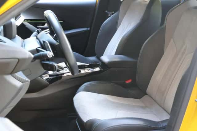 Peugeot 208 (2021) thumbnail 12