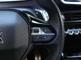 Peugeot 208 (2021) thumbnail 26
