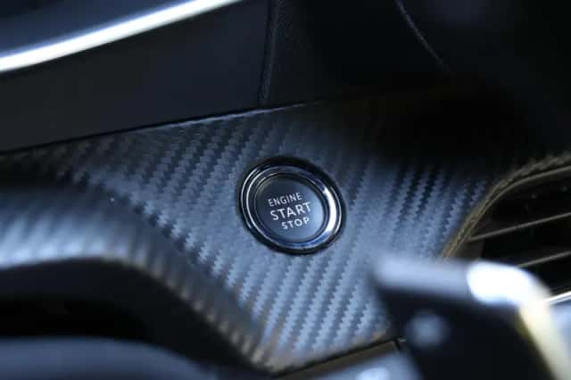 Peugeot 208 (2021) thumbnail 30