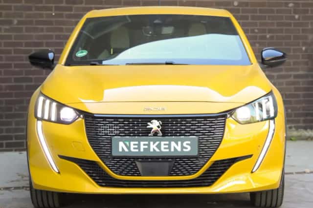 Peugeot 208 (2021) thumbnail 5