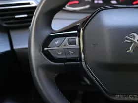 Peugeot 208 (2022) thumbnail 23