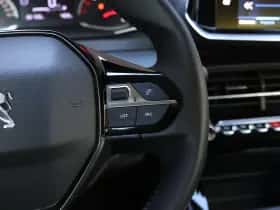 Peugeot 208 (2022) thumbnail 24