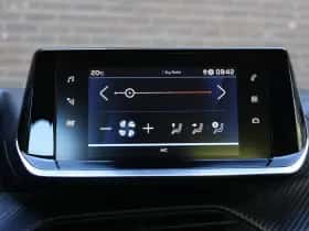 Peugeot 208 (2022) thumbnail 29