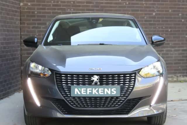 Peugeot 208 (2022) thumbnail 5