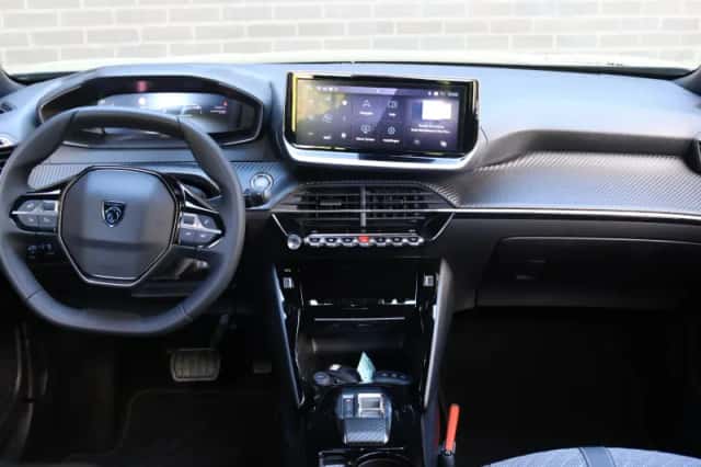 Peugeot e-2008 (2025) thumbnail 14