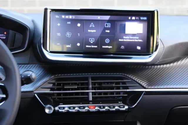 Peugeot e-2008 (2025) thumbnail 15