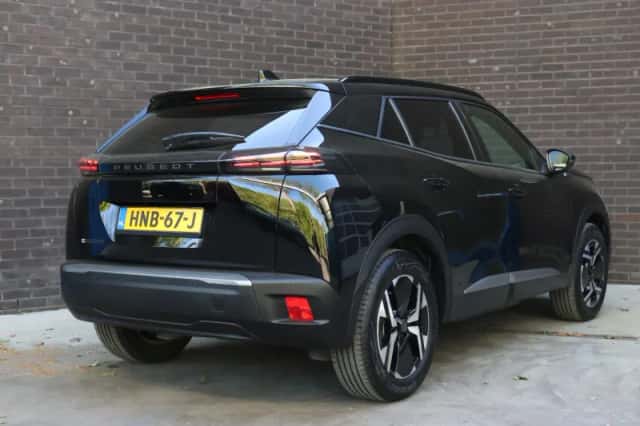 Peugeot e-2008 (2025) thumbnail 3