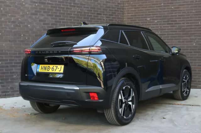 Peugeot e-2008 (2025) thumbnail 3