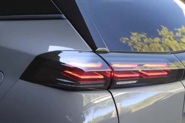 Peugeot e-2008 (2025) thumbnail 19
