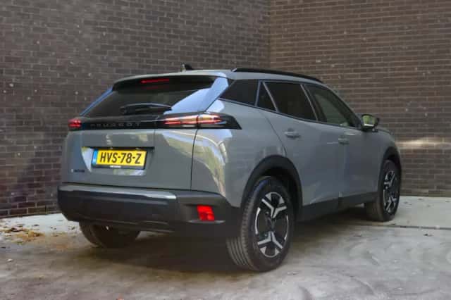 Peugeot e-2008 (2025) thumbnail 9
