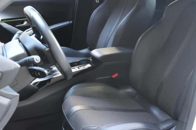 Peugeot 208 (2022) thumbnail 12