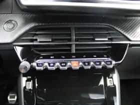 Peugeot 208 (2022) thumbnail 20