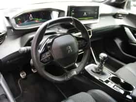 Peugeot 208 (2022) thumbnail 26