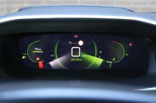 Peugeot 208 (2022) thumbnail 29