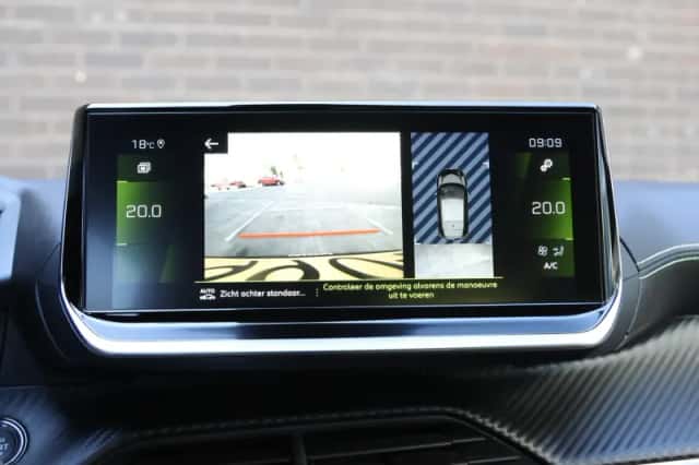 Peugeot 208 (2022) thumbnail 36
