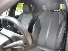Peugeot 208 (2022) thumbnail 41