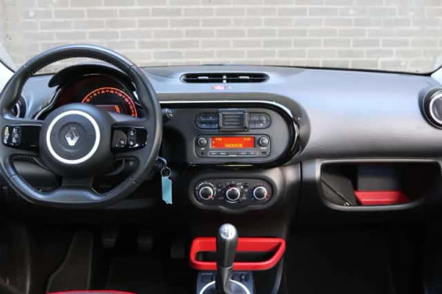 Renault Twingo (2017) thumbnail 13