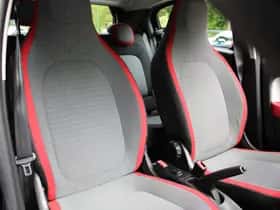 Renault Twingo (2017) thumbnail 14