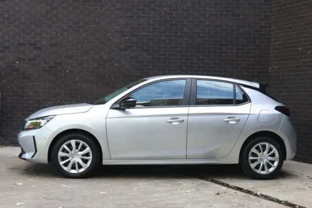 Opel Corsa (2024) thumbnail 2
