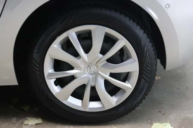 Opel Corsa (2024) thumbnail 21