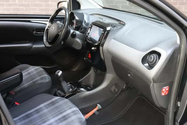 Peugeot 108 (2019) thumbnail 9