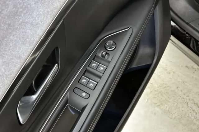 Peugeot 3008 (2021) thumbnail 33