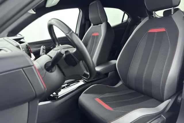 Opel Mokka (2022) thumbnail 11