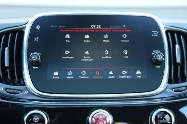 Fiat 500 (2021) thumbnail 32