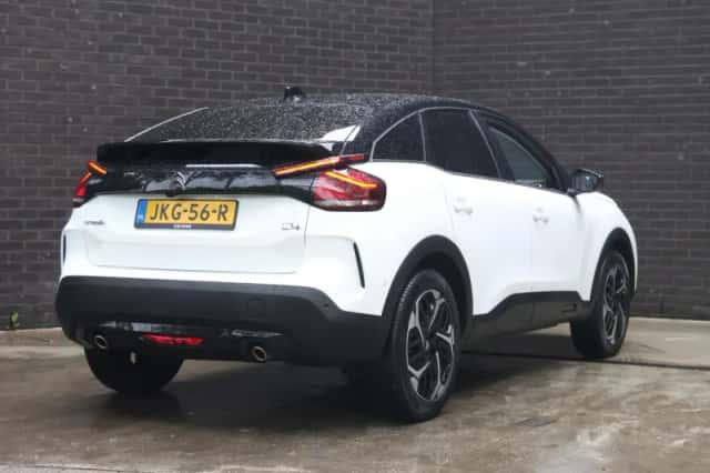 Citroën C4 (2023) thumbnail 2