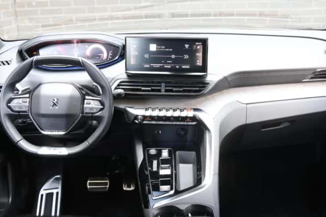 Peugeot 3008 (2024) thumbnail 13