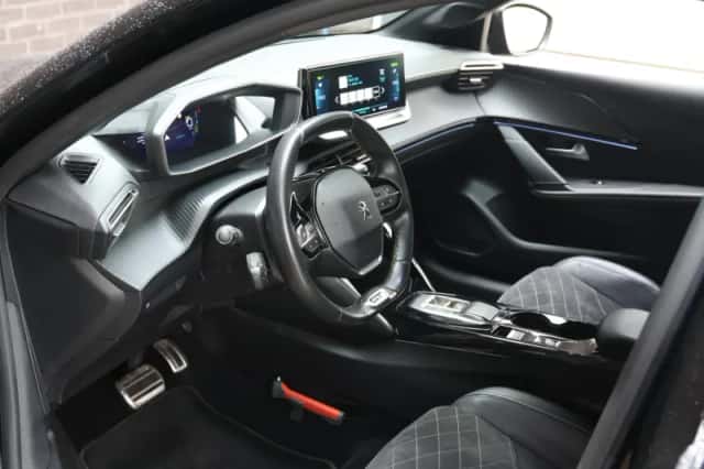 Peugeot e-208 (2022) thumbnail 12