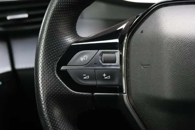 Peugeot e-208 (2022) thumbnail 26