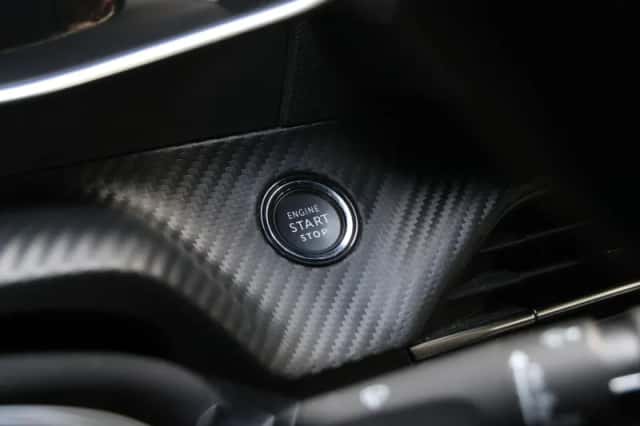 Peugeot e-208 (2022) thumbnail 31