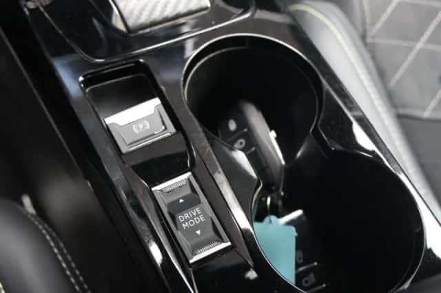 Peugeot e-208 (2022) thumbnail 40