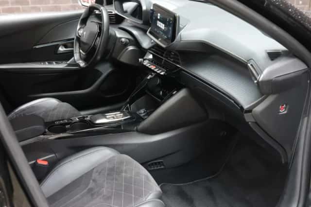 Peugeot e-208 (2022) thumbnail 10