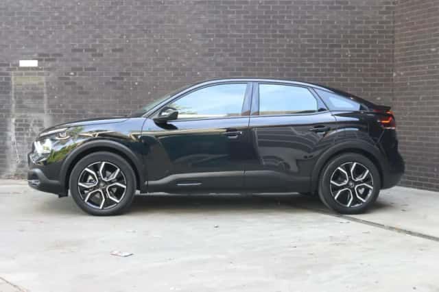 Citroën ë-C4 (2022) thumbnail 2