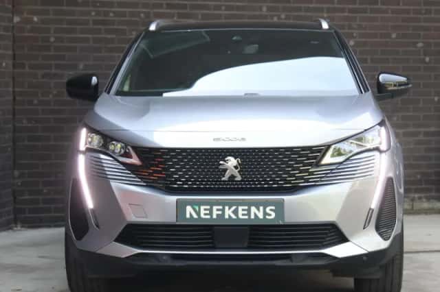 Peugeot 5008 (2023) thumbnail 5