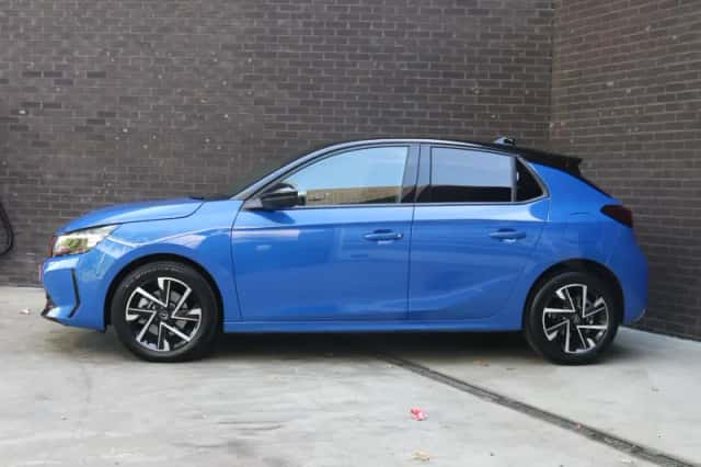 Opel Corsa (2025) thumbnail 2